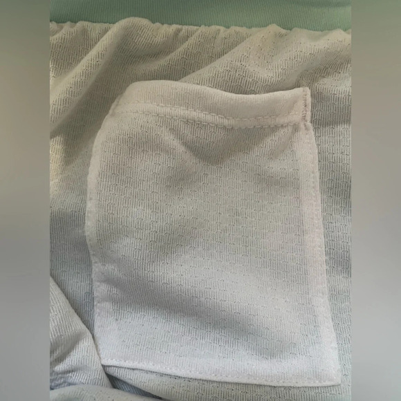 Under Armour Printed Running Short, Size Medium, Approximately 3’’ Inseam - Picture 2 of 6